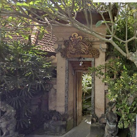 Legong Guesthouse Ubud Exteriör bild